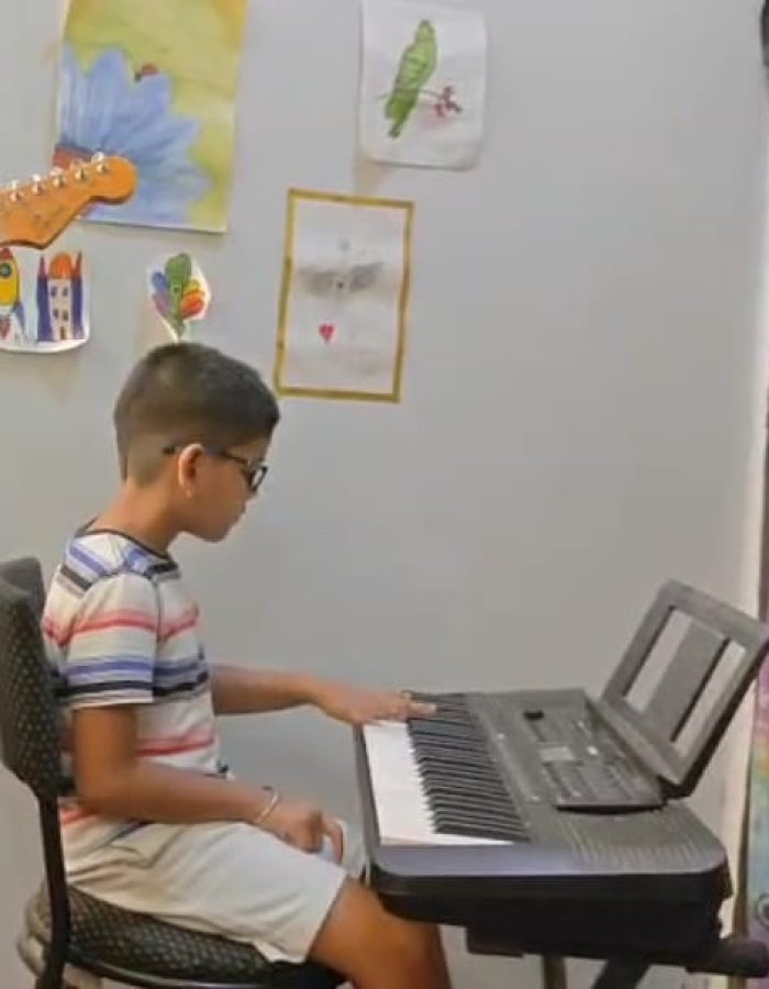 “Passion in every note 🎹❤️ #SoulfulVibes”