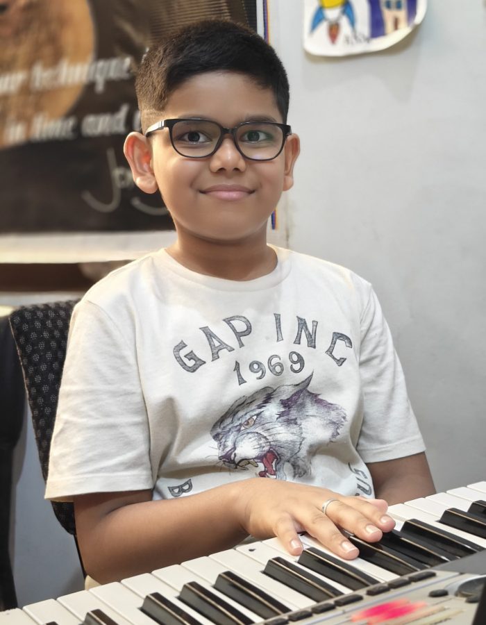 Anwit delivering soulful, high-precision keyboard melodies with rhythm, skill, and artistic expression.